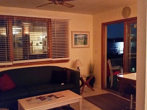 5th image of 2372 Lakeside Dr