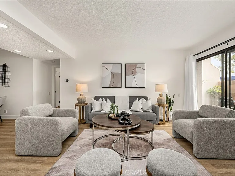25761 Le Parc #105 — Photo 4