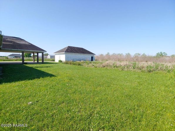 6049 Leger Rd, Crowley, LA 70526