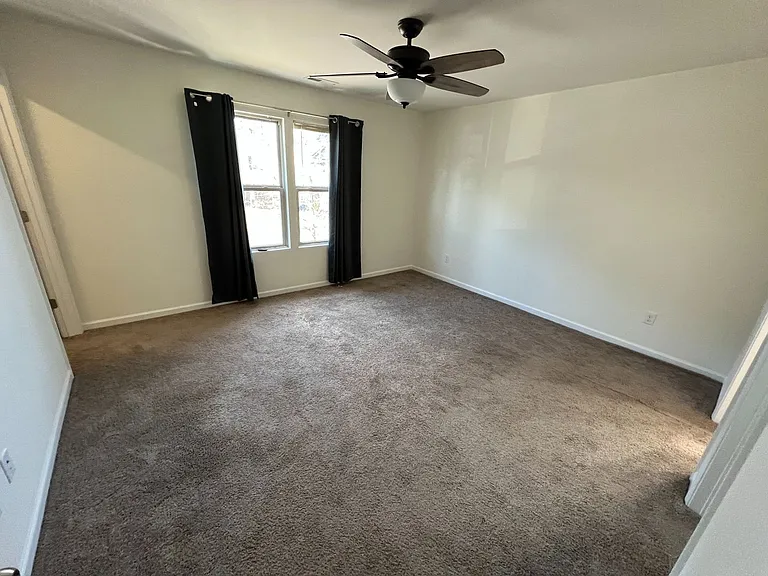 3243 Warm Springs Ln — Photo 38