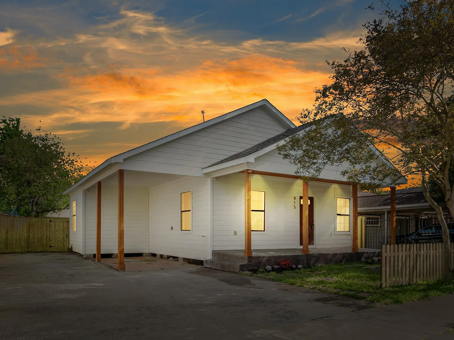 3 bed, 2.0 bath, 1434 sqft, $2,400 — Photo 3