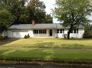 93 E Eldridge St, Manchester, CT 06040