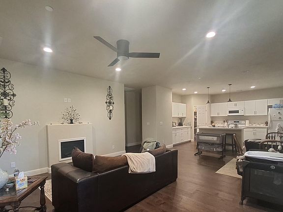2nd image of 21870 Burney Pl