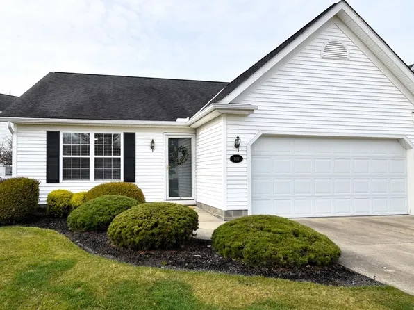 801 Loganberry Oval Unit 107, Madison, OH 44057