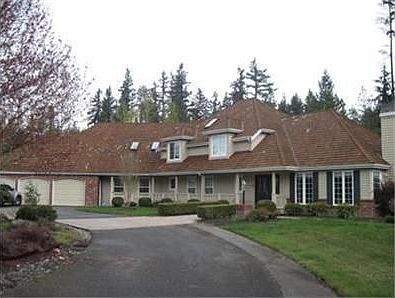 1st image of 9519 221st Pl SE