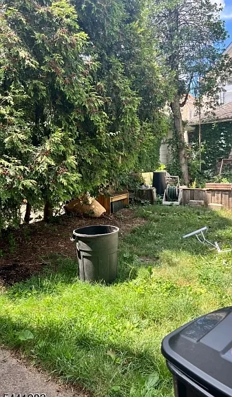 52 Christie Ave — Photo 18