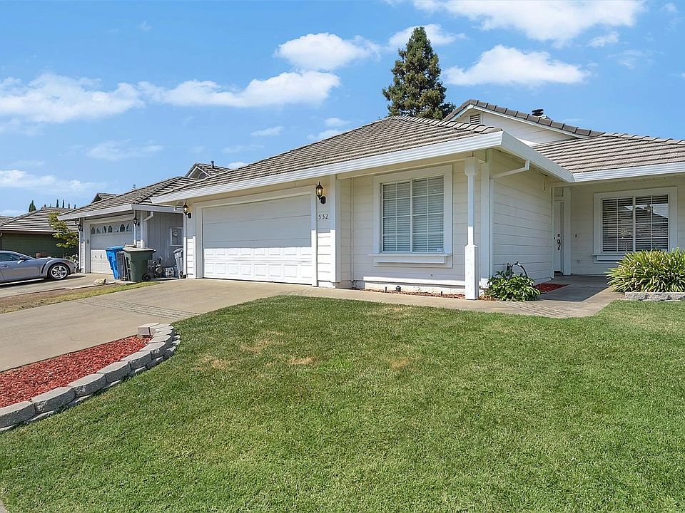 1st image of 552 Willowbrook Dr