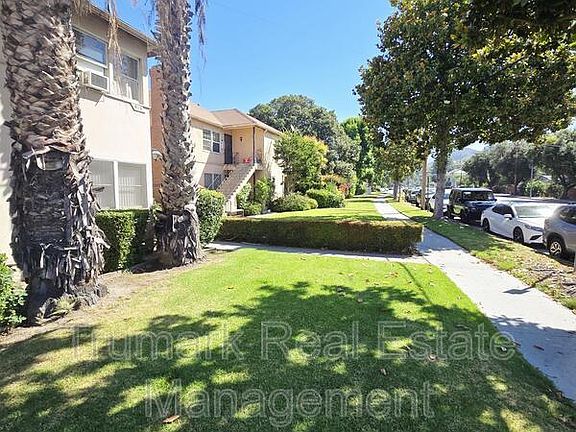 2nd image of 919 N Glendale Ave #12.5
