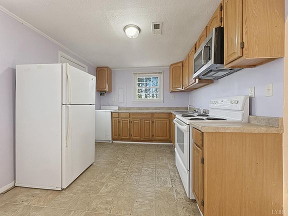 5th image of 10368 Spring Mill Rd