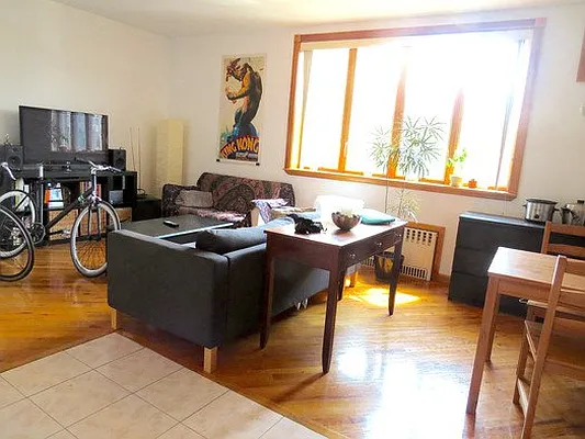 Rented by Capri Jet Realty Corp | media 36