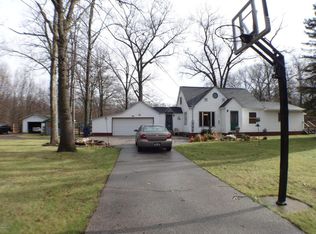 1420 S Carr Rd, Muskegon, MI 49442