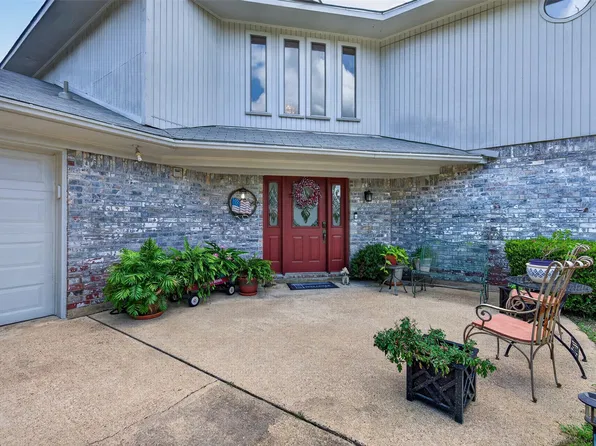 394 Timberline Cir, Stonewall, LA 71078