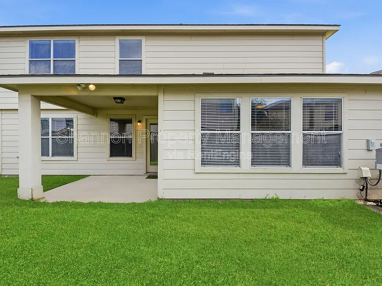 526 Remington Lodge Ct — Photo 46
