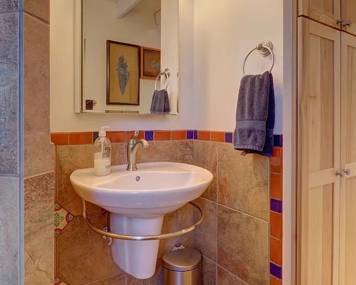 2160 Calle De Arroyo — Photo 2