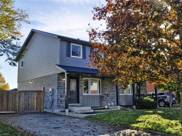 23 Sacha Rd, Cambridge, ON N3C 4A1