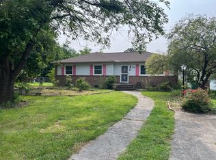 3911 Sunburst Rd, Henrico, VA 23294