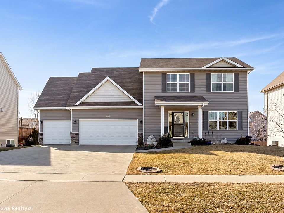 1st image of 1910 SE Greentree Dr
