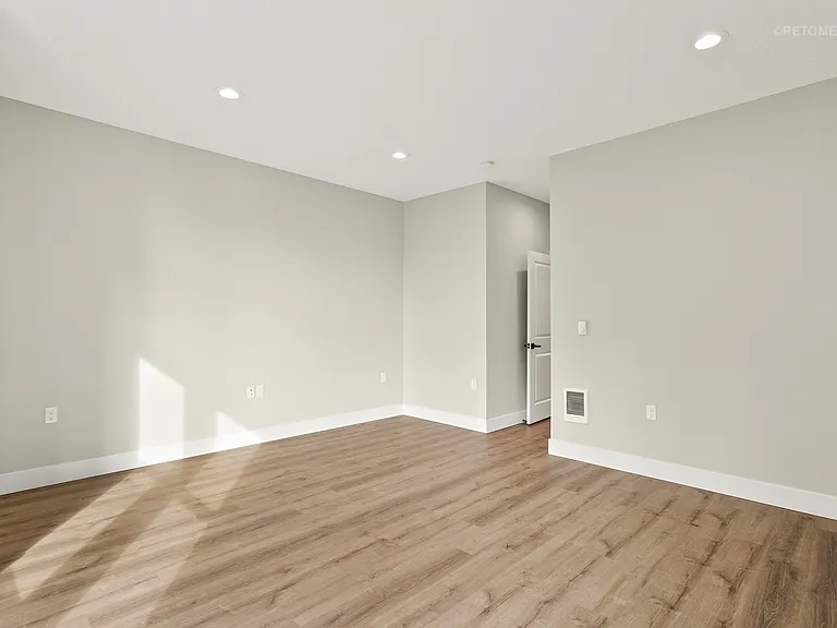 4243-4233 Verda Ln NE #4243-4233 — Photo 6