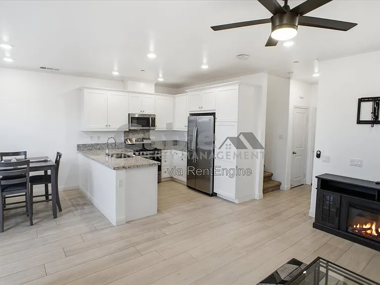22728 Harmony Dr — Photo 8