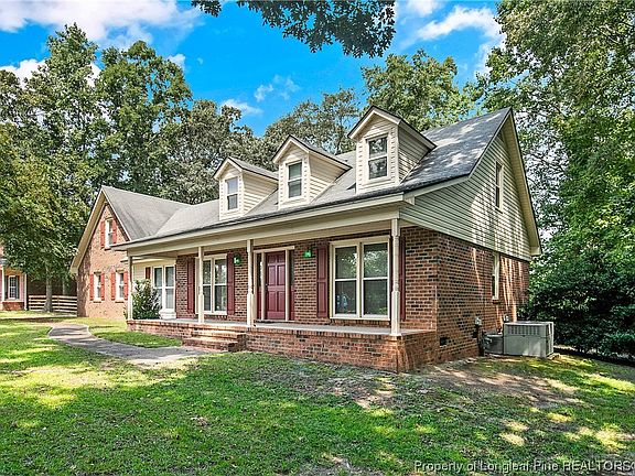 2nd image of 425 Foxwood Dr