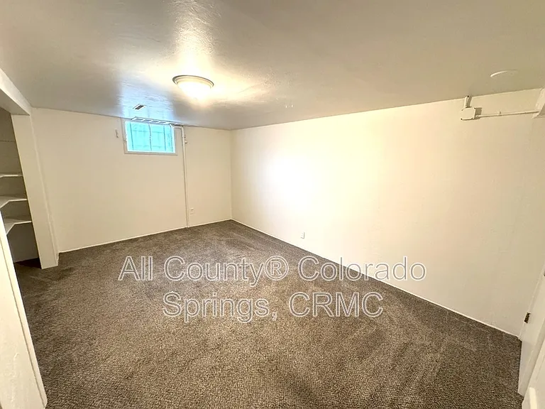 1515 Eagle View Dr — Photo 21