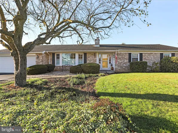 162 Harvest Ln, Chambersburg, PA 17202