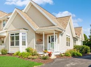 N28W6590 Alyce St UNIT 4, Cedarburg, WI 53012