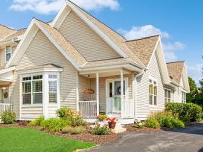 N28W6590 Alyce STREET UNIT 4, Cedarburg, WI, 53012