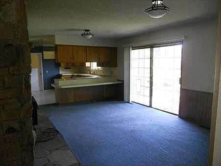 2nd image of 813 Broadway Ave