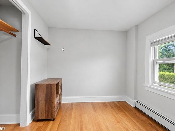 2nd image of 62 Vreeland Ave