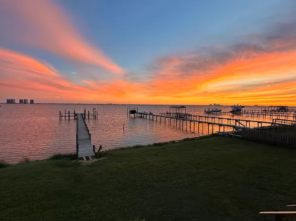 3149 Linden Ave, Gulf Breeze, FL 32563