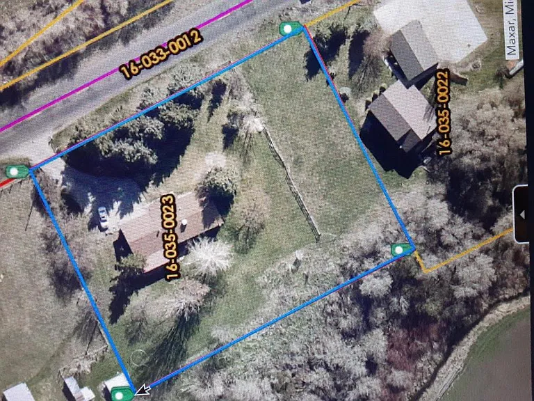 10295 S Highway 165 — Photo 3