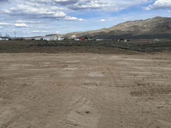 Moccasin Street Osage Ave, Elko, NV 89801
