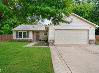 597 Woodfield Cir, Avon, IN 46123