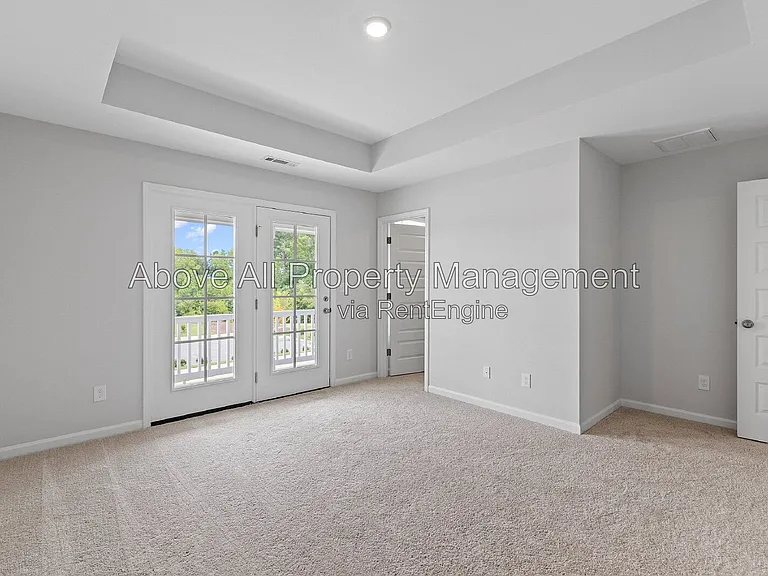 204 White Oak Garden Way — Photo 29