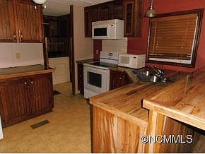 2nd image of 5 Cannons Place Dr
