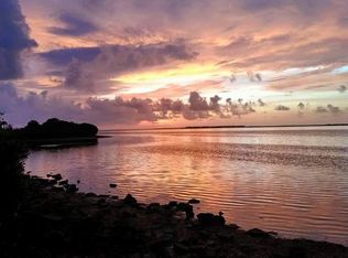 123 North St, Tarpon Springs, FL 34689