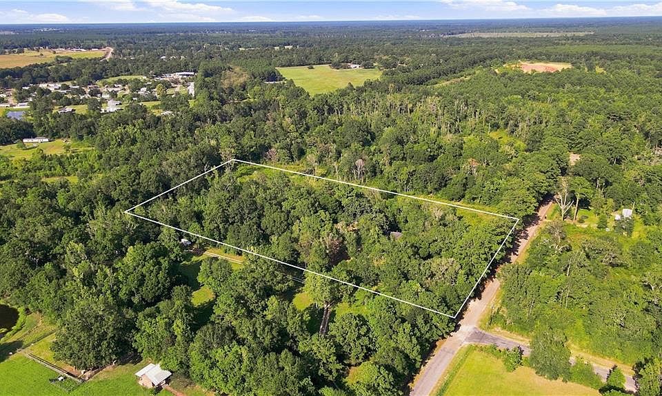 1st image of Chateau Farm Ln