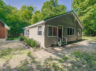 303 N Shore Rd Peck Road, Gloversville, NY 12078