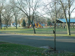 602 S Phillip St, Auburn, IN