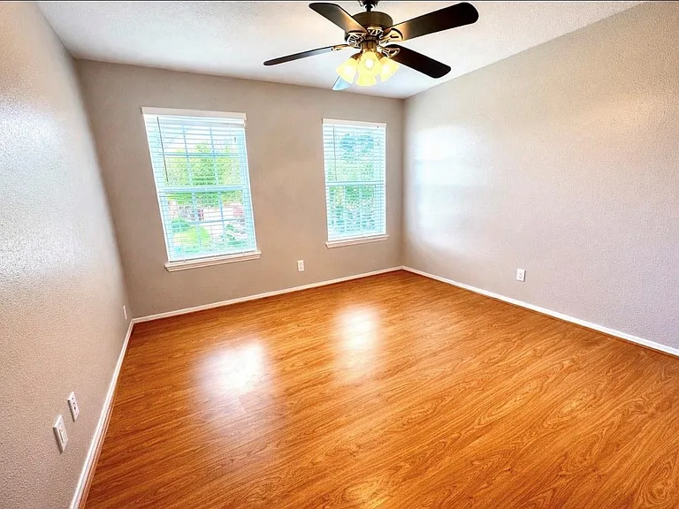 14302 Ardwell Dr — Photo 36