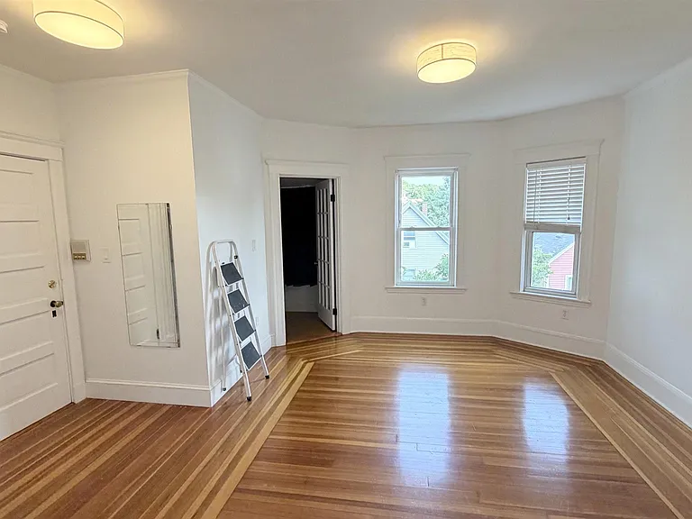 9 Ashland St #1 — Photo 16