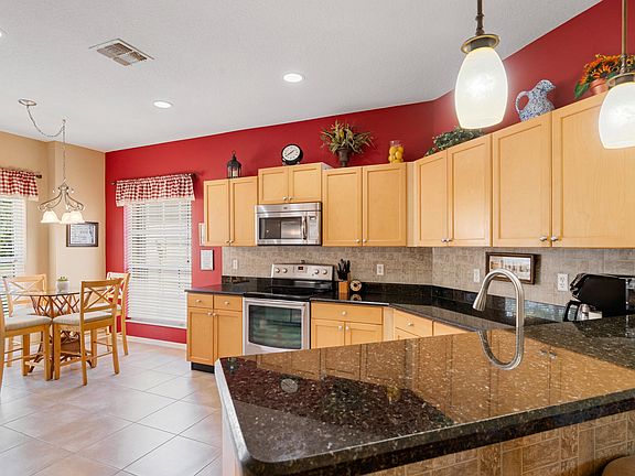 5th image of 9712 SW Glenbrook Drive