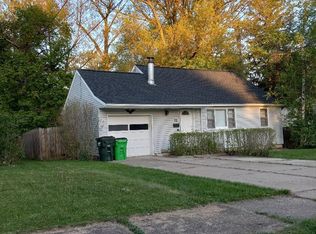 72 S Hickin Ave, Rittman, OH 44270
