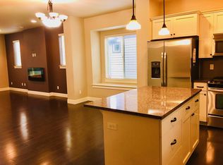 14176 SW Compass Dr, Beaverton, OR 97005