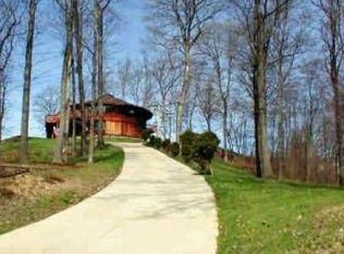 345 E Shaffer Rd, Aliquippa, PA 15001