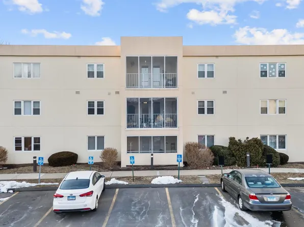 75 Washington Avenue #3-206, Hamden, CT 06518