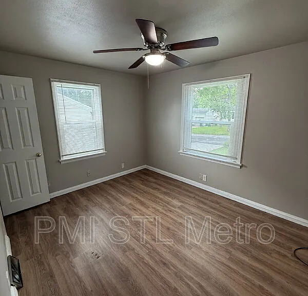 1230 Roxton Dr — Photo 8