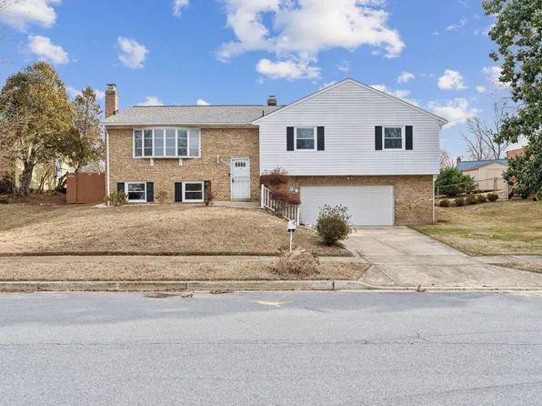 12814 Whiteholm Dr, Upper Marlboro, MD 20774