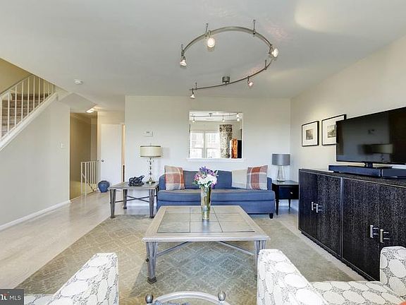4th image of 11120 Cedarwood Dr #198